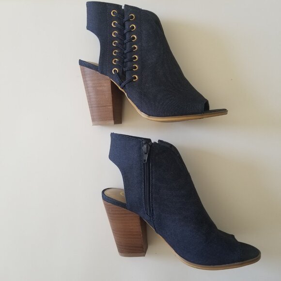 C est  1946 Blue Denim Lace Up Peep Toe Block Heels size 9 - Picture 4 of 4